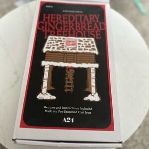 A24 Hereditary Gingerbread treehouse kit